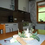 Eckarthof Apartman *